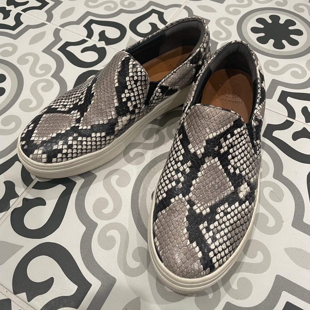 Tory Burch Size 6.5 slip on sneakers